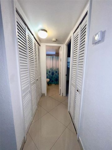 1021 NW 45th Street 4, Deerfield Beach, FL 33064