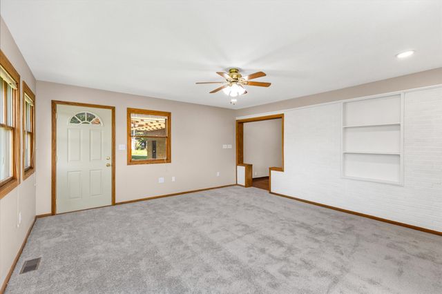 1519 Horse N Buggy Drive, Adel, IA 50003