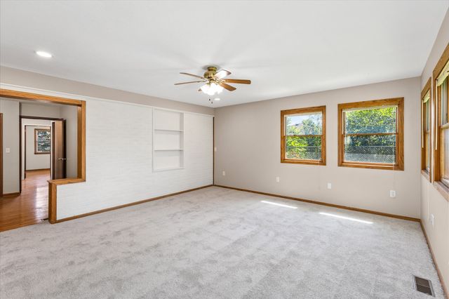1519 Horse N Buggy Drive, Adel, IA 50003