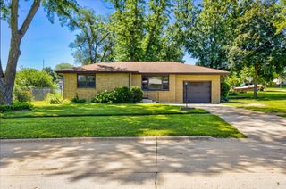 1519 Horse N Buggy Drive, Adel, IA 50003