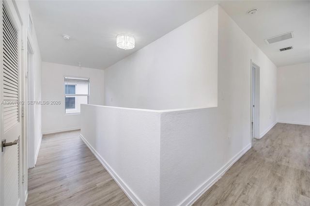 624 NE 5th St, Florida City, FL 33034