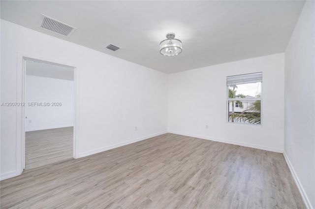 624 NE 5th St, Florida City, FL 33034