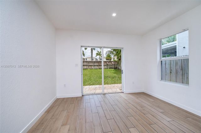 624 NE 5th St, Florida City, FL 33034