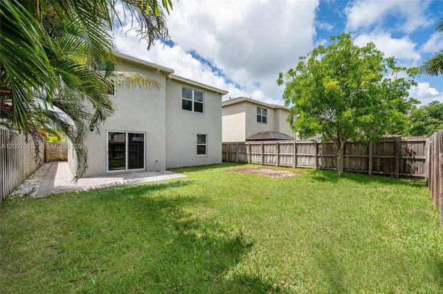 624 NE 5th St, Florida City, FL 33034