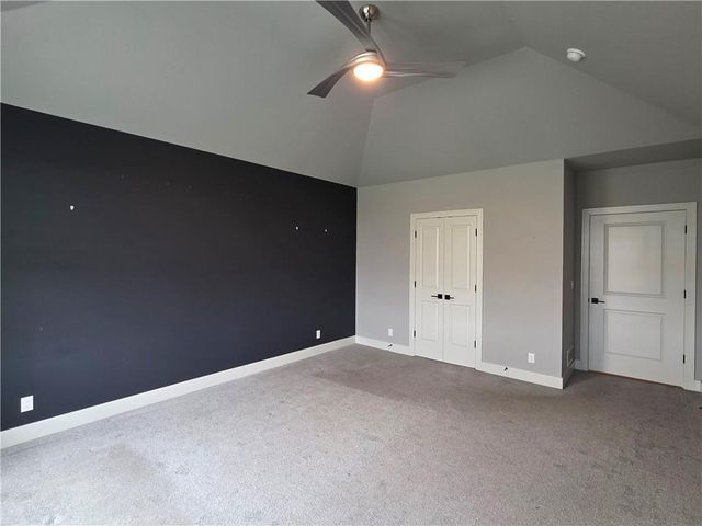 1205 Hampton Drive, Raymore, MO 64083