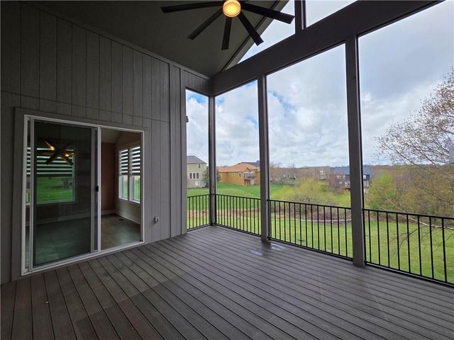 1205 Hampton Drive, Raymore, MO 64083
