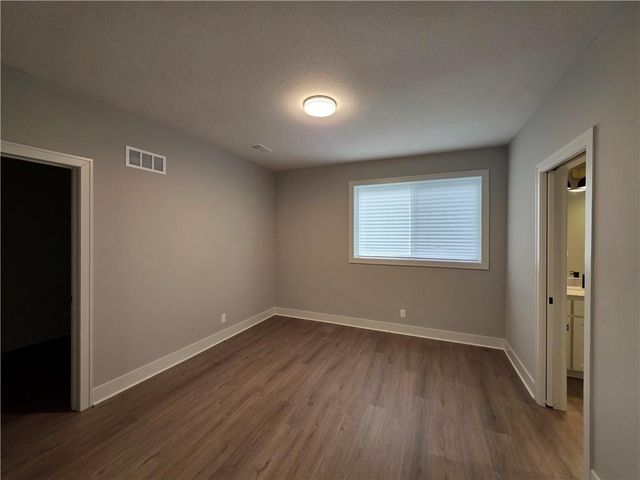 1205 Hampton Drive, Raymore, MO 64083