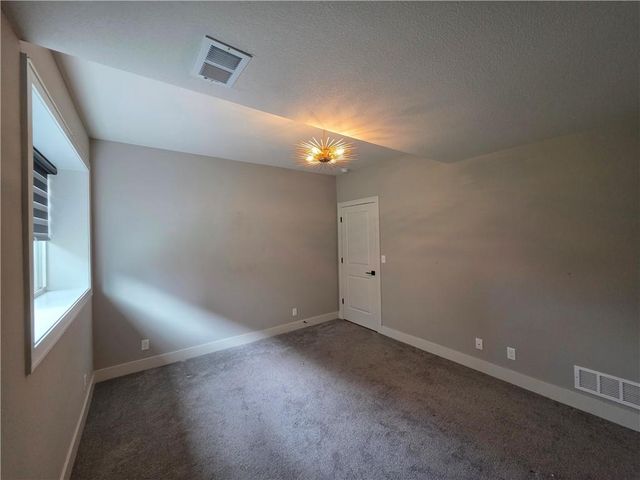 1205 Hampton Drive, Raymore, MO 64083