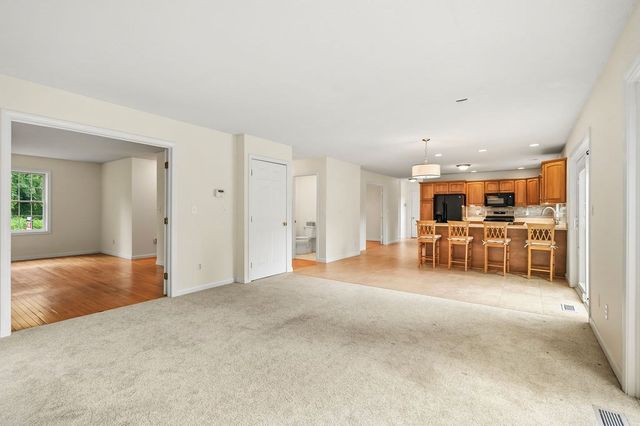 58 San Souci, South Hadley, MA 01075