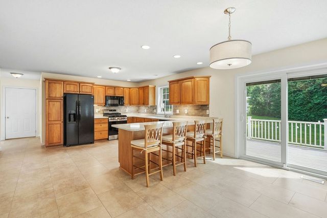 58 San Souci, South Hadley, MA 01075