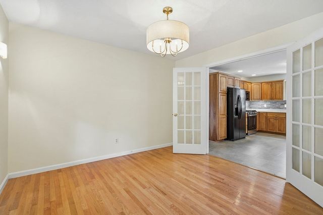58 San Souci, South Hadley, MA 01075