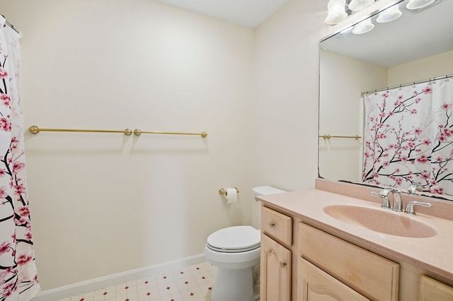 58 San Souci, South Hadley, MA 01075