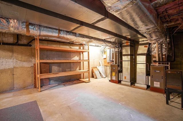 58 San Souci, South Hadley, MA 01075