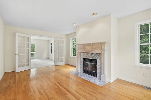 58 San Souci, South Hadley, MA 01075