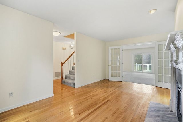 58 San Souci, South Hadley, MA 01075