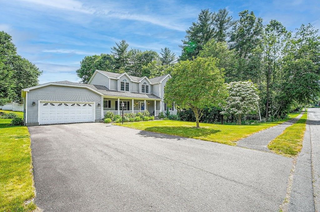 58 San Souci, South Hadley, MA 01075