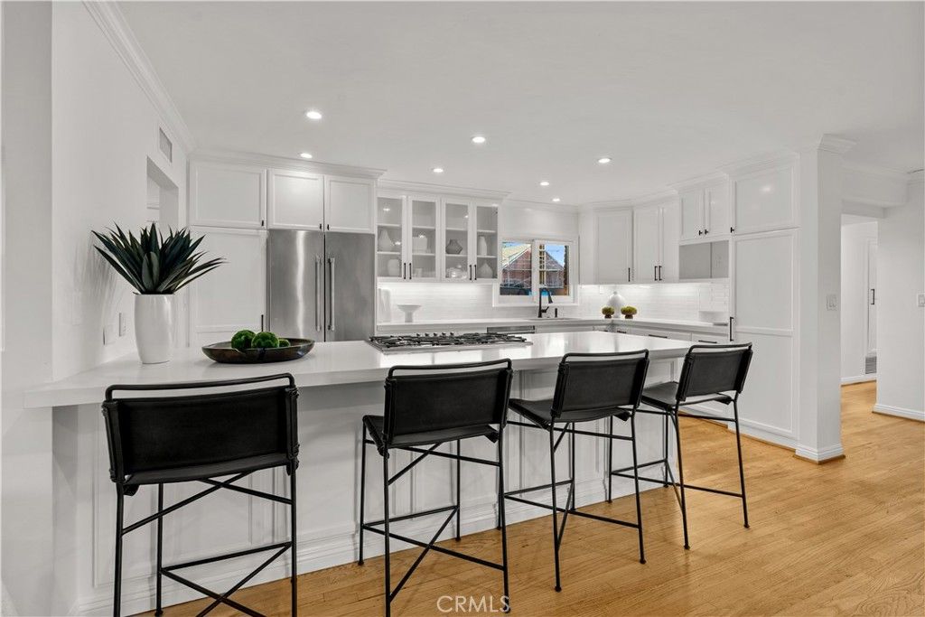 Image 10 of property listing at 1412 Vivian Lane, Newport Beach, CA 92660