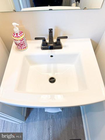 24604 CERVELO TER, Sterling, VA 20166