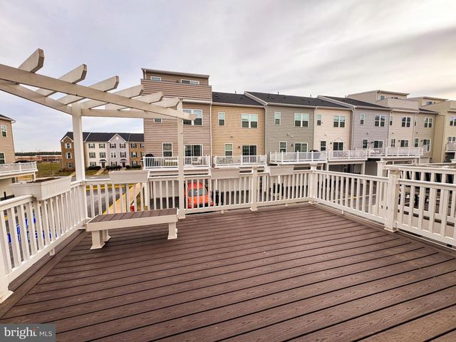 24604 CERVELO TER, Sterling, VA 20166