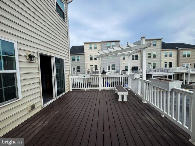 24604 CERVELO TER, Sterling, VA 20166