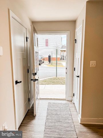 24604 CERVELO TER, Sterling, VA 20166