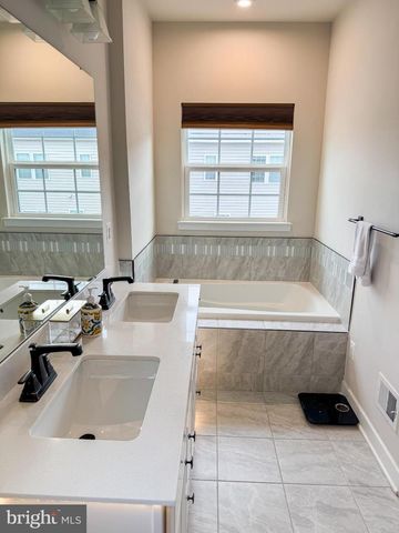 24604 CERVELO TER, Sterling, VA 20166