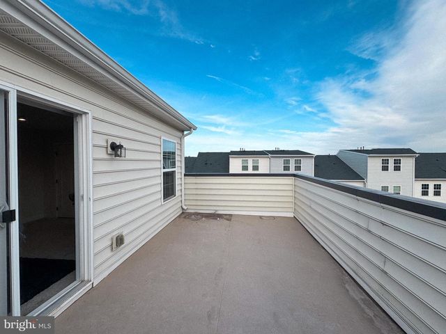 24604 CERVELO TER, Sterling, VA 20166