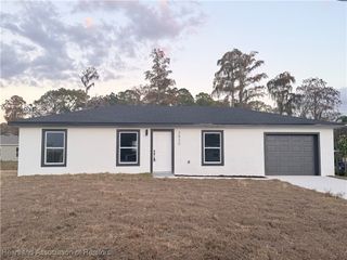 3830 El Rado Avenue, Sebring, FL 33872