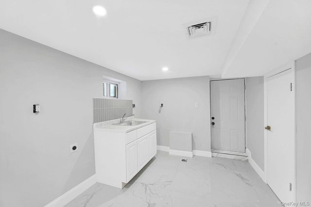 9318 Foster Avenue, Brooklyn, NY 11236