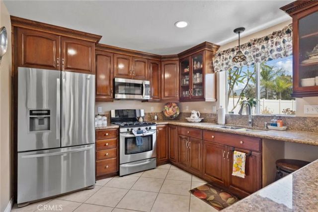 12200 Canyon Hill Avenue, Sylmar, CA 91342