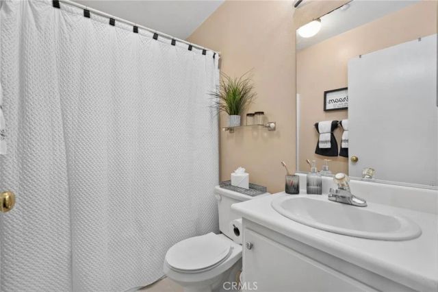 12200 Canyon Hill Avenue, Sylmar, CA 91342