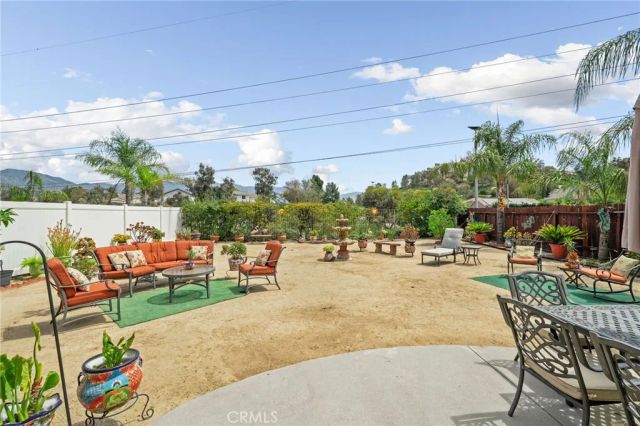 12200 Canyon Hill Avenue, Sylmar, CA 91342