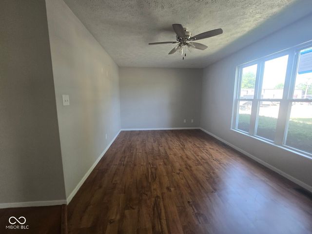 938 W Jackson Street, Brazil, IN 47834