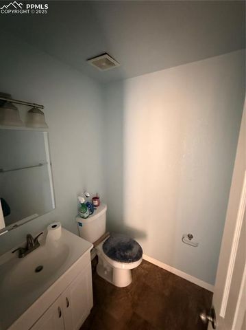 2369 Lexington Village Lane, Colorado Springs, CO 80916