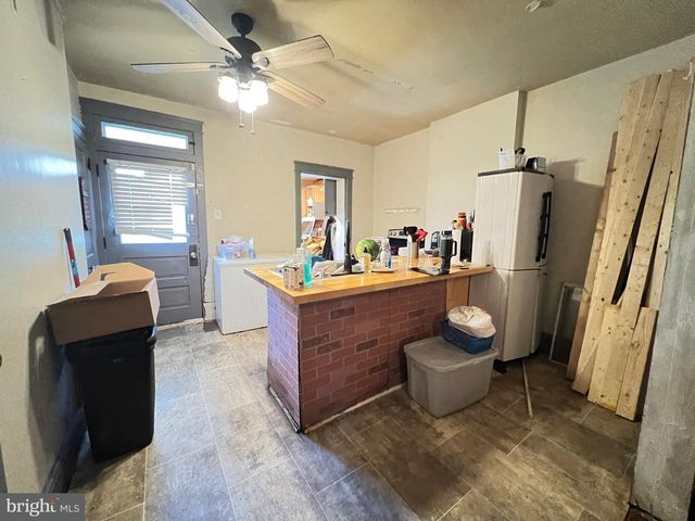 16 E HANOVER ST, Hanover, PA 17331