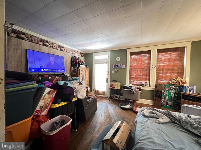 16 E HANOVER ST, Hanover, PA 17331