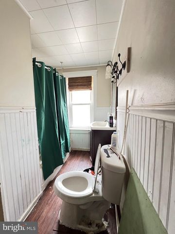 16 E HANOVER ST, Hanover, PA 17331