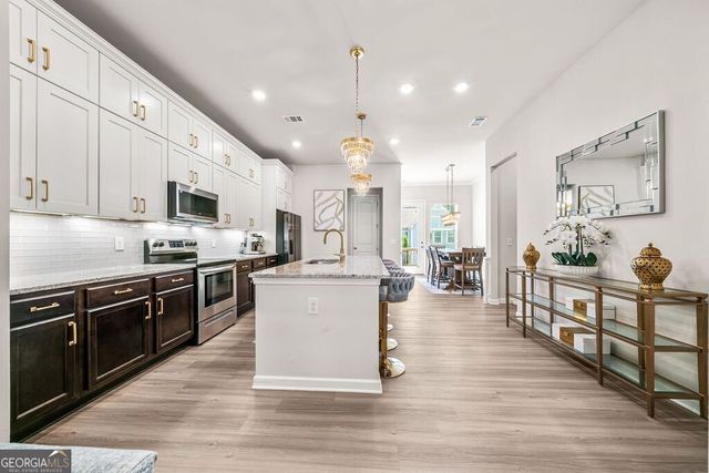 458 Bishop Lane, Woodstock, GA 30188