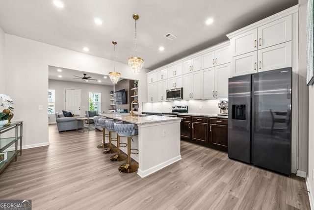 458 Bishop Lane, Woodstock, GA 30188