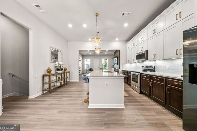 458 Bishop Lane, Woodstock, GA 30188