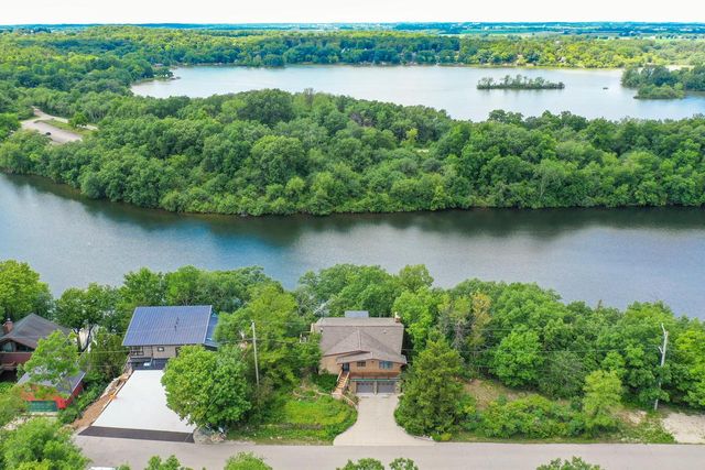 N7693 Ridge ROAD, Whitewater, WI 53190