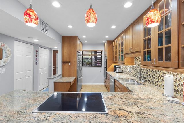 1633 BOATHOUSE CIRCLE 134, Sarasota, FL 34231