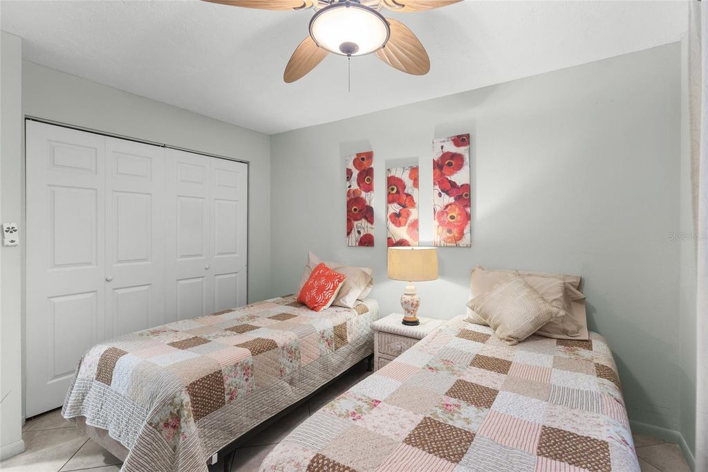 Image 18 of property listing at 1633 BOATHOUSE CIRCLE 134, Sarasota, FL 34231