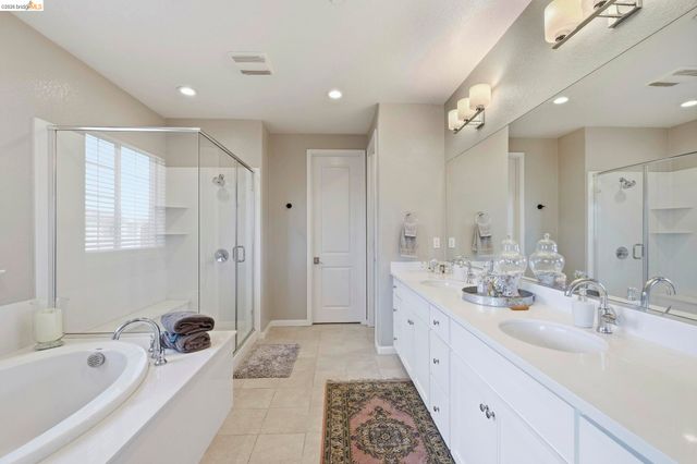 369 Parkfield Way, Oakley, CA 94561