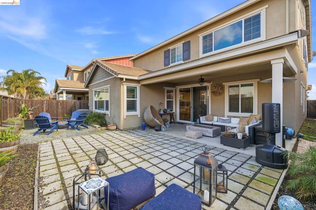 369 Parkfield Way, Oakley, CA 94561