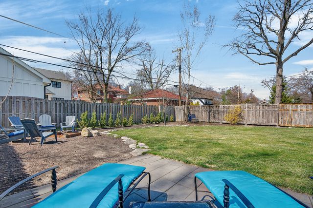 618 Monroe Avenue, River Forest, IL 60305