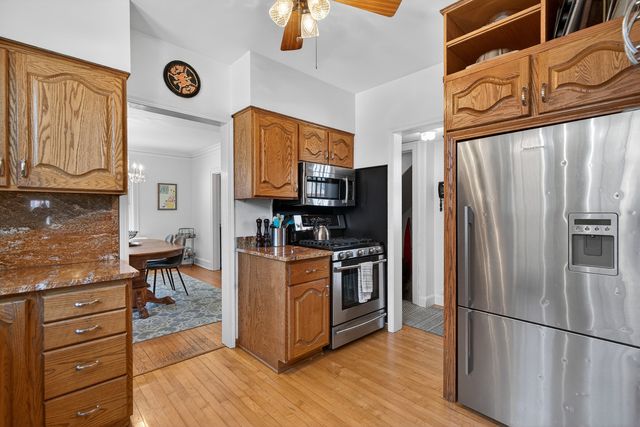 618 Monroe Avenue, River Forest, IL 60305