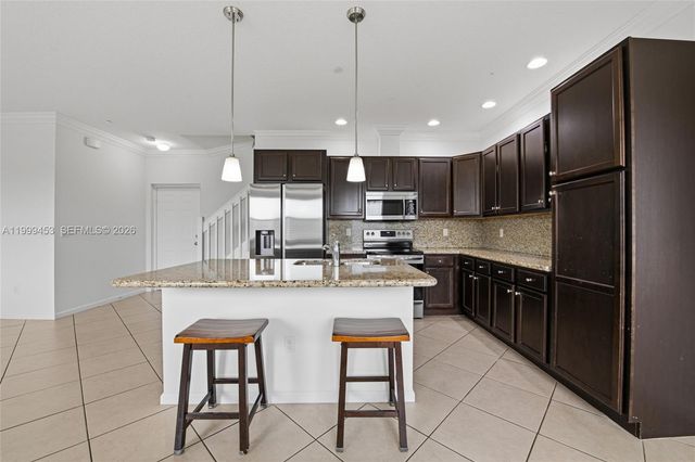 4153 Cascada Cir, Cooper City, FL 33024