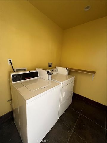 1035 Western Ave 4, Glendale, CA 91201