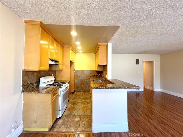1035 Western Ave 4, Glendale, CA 91201